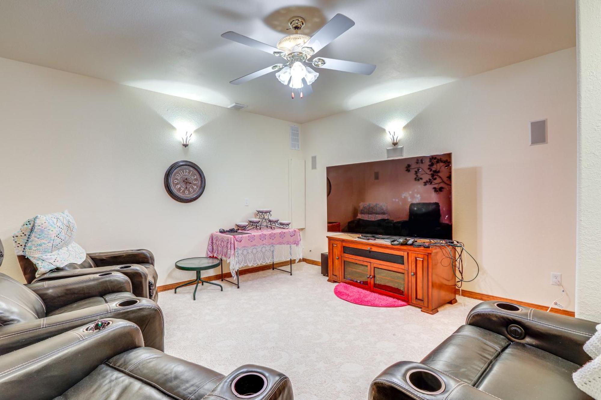 7 Mi To Dtwn Lakefront Gem With Dock! *