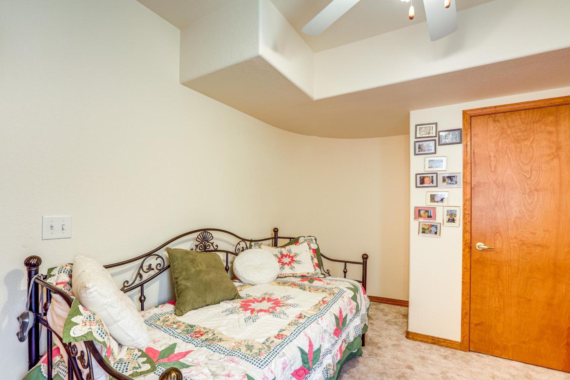 7 Mi To Dtwn Lakefront Gem With Dock!